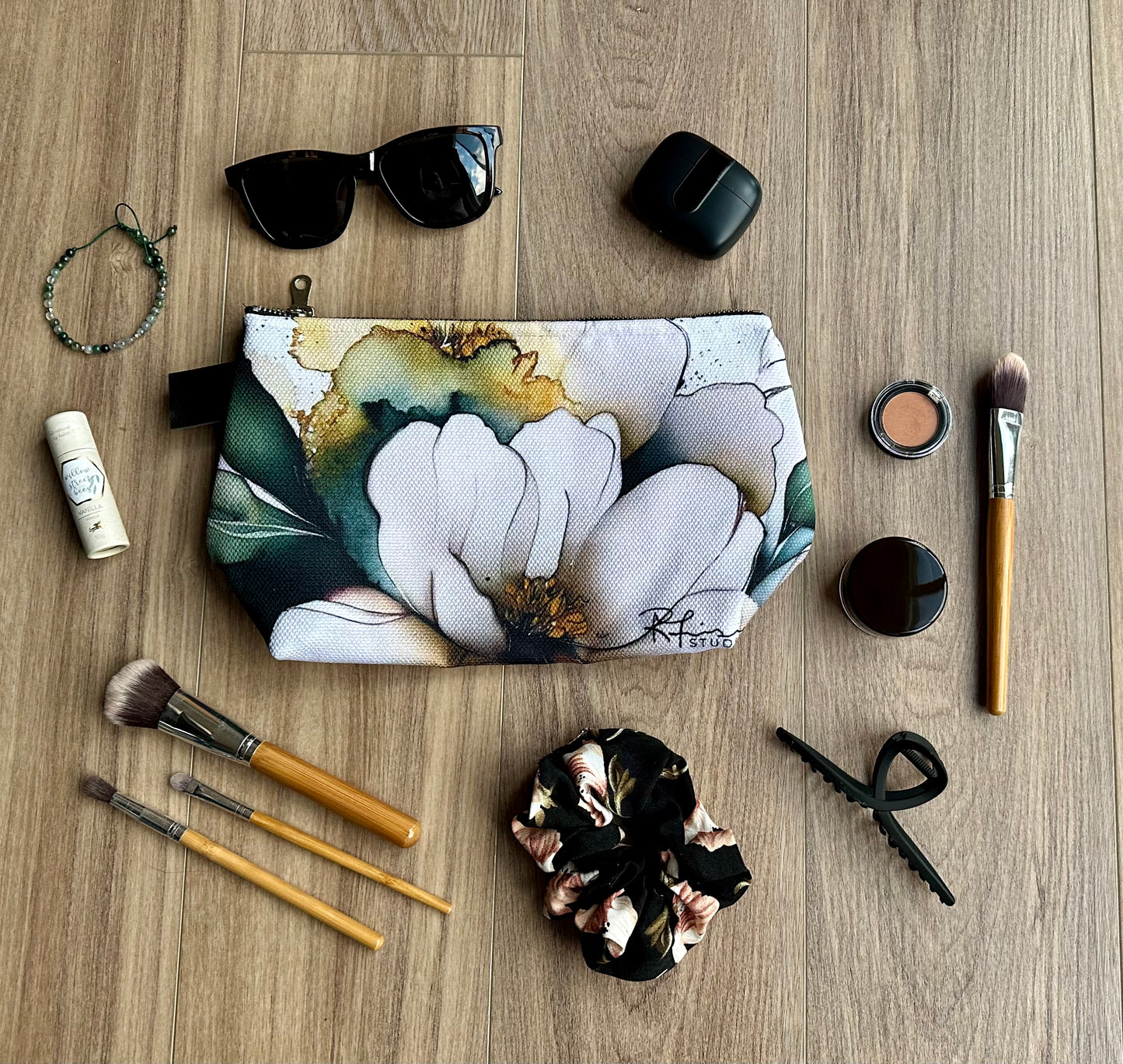 Beauty Bag - 10" and 12" - Another Yellow Flower