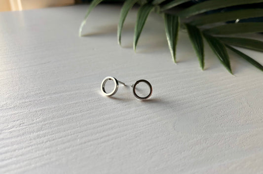 Circle 8mm Stud Earrings - Hypoallergenic Surgical Stainless Steel